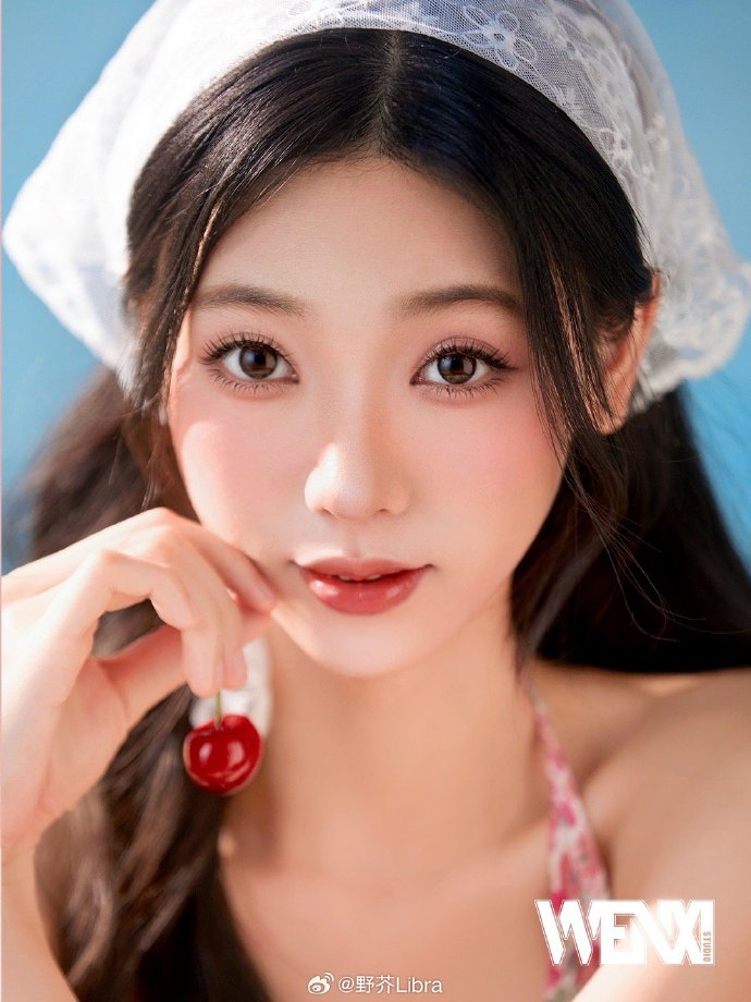 爱x死x机器人 封面