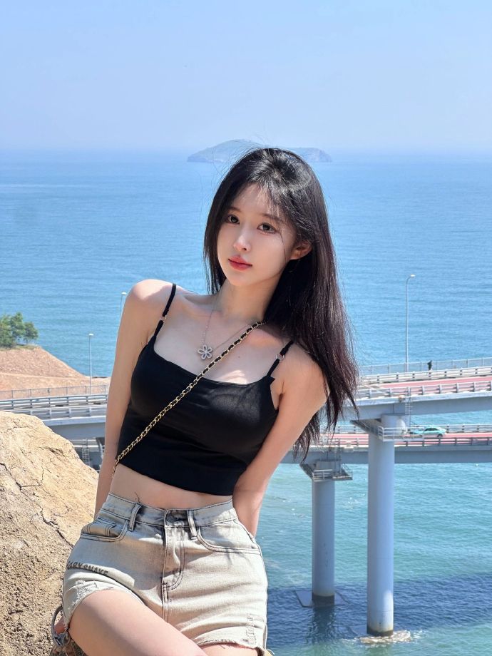 海贼王：红发歌姬 封面